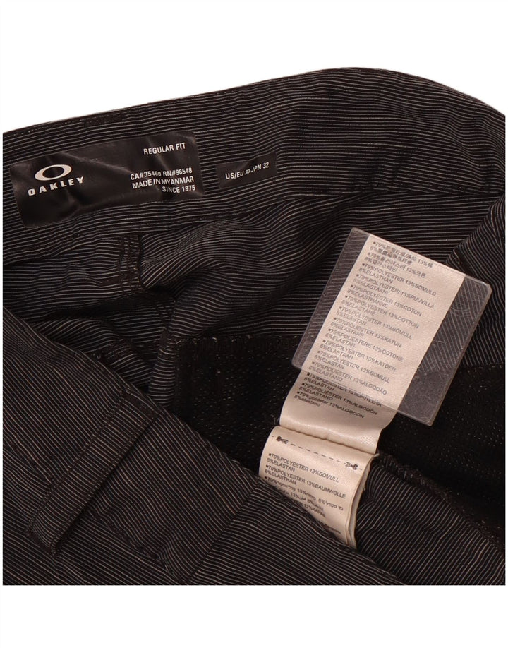 Pantaloncini chino Oakley da uomo con vestibilità regolare W30 grigio medio gessato sportivo