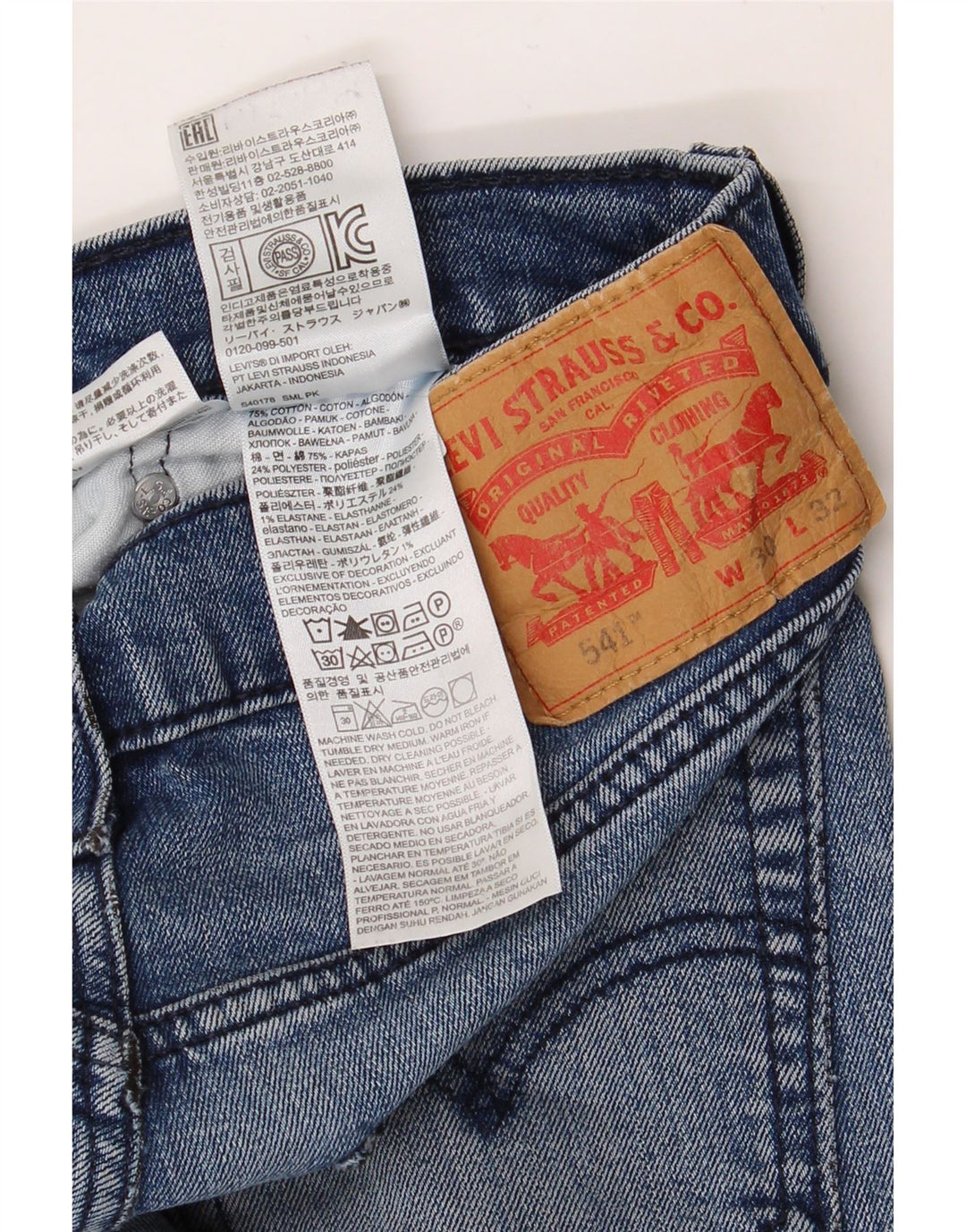 LEVI'S Jeans dritti da donna 541 W30 L32 cotone blu