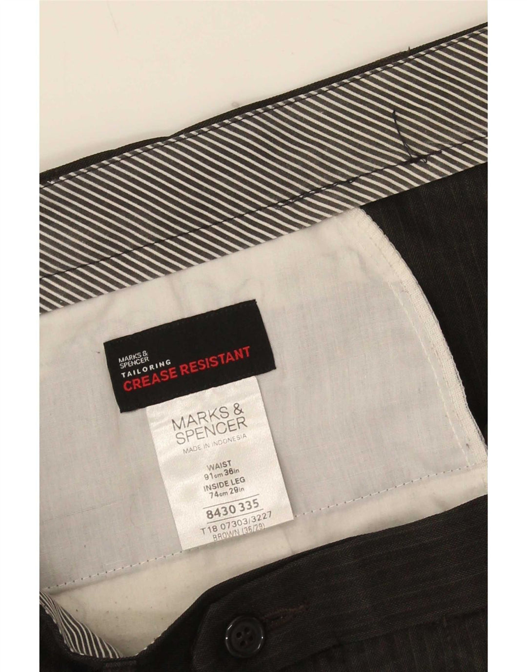 Pantaloni da abito con pegging da uomo Marks & Spencer W36 L29 Poliestere gessato marrone