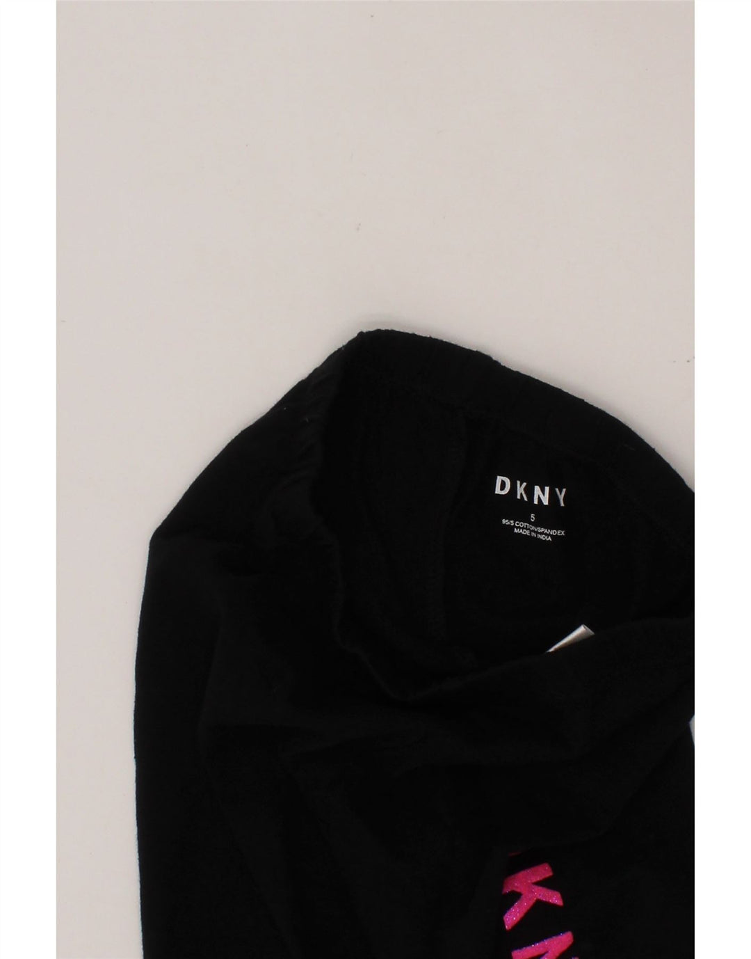 Pantaloncini sportivi grafici per ragazze DKNY 4-5 anni in cotone nero