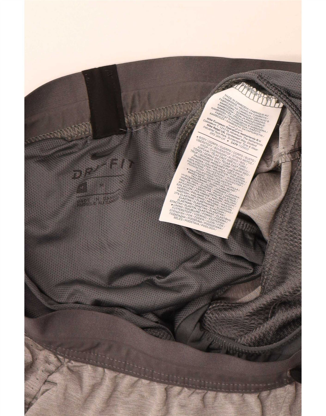 Pantaloncini sportivi Nike Dri Fit da uomo in poliestere grigio medio