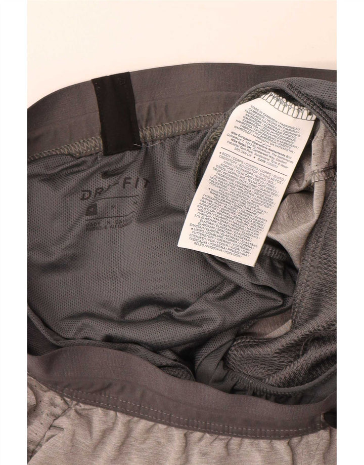 Pantaloncini sportivi Nike Dri Fit da uomo in poliestere grigio medio
