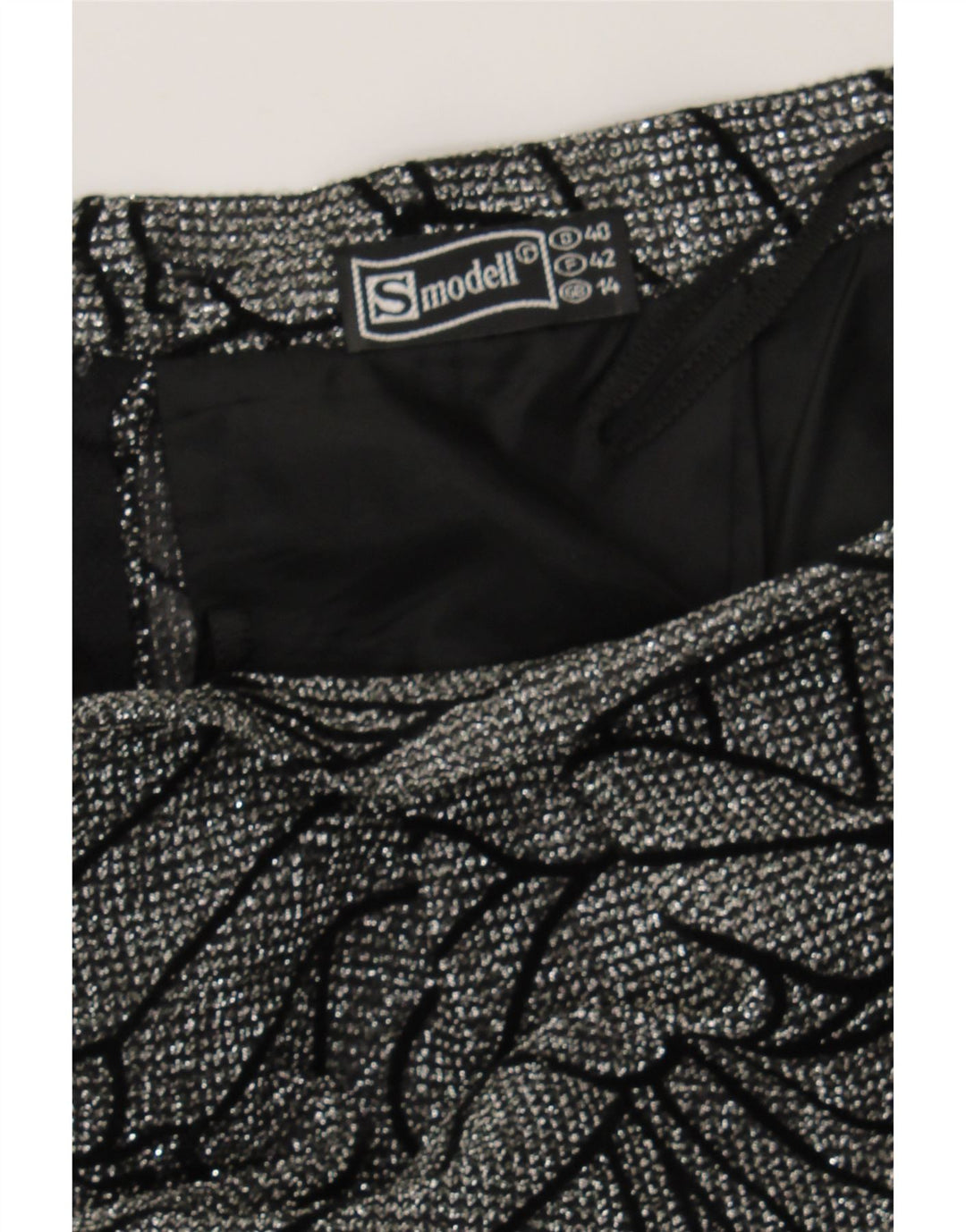 VINTAGE Womens Midi Skirt UK 14 Medium W31  Silver Floral Vintage Vintage and Second-Hand Vintage from Messina Hembry 