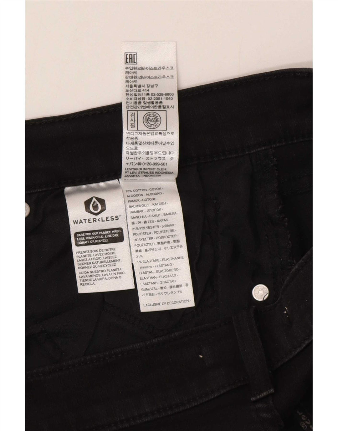 Jeans dritti classici da donna Levi's W32 L30 cotone nero