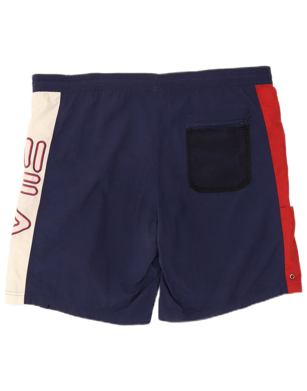 Pantaloncini da bagno grafici da uomo Fila IT 52/54 Large Blu Navy Colourblock