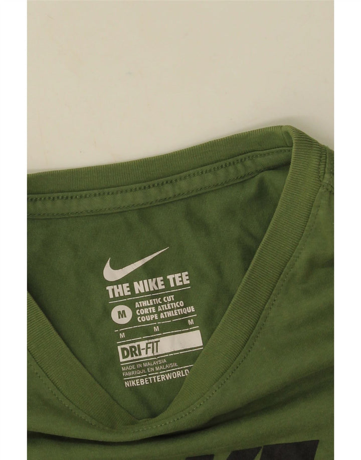 T-shirt grafica Nike da uomo con taglio atletico, cotone verde medio