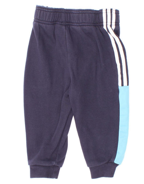 Pantaloni della tuta da bambino Adidas da bambino 12-18 mesi blu navy Colourblock