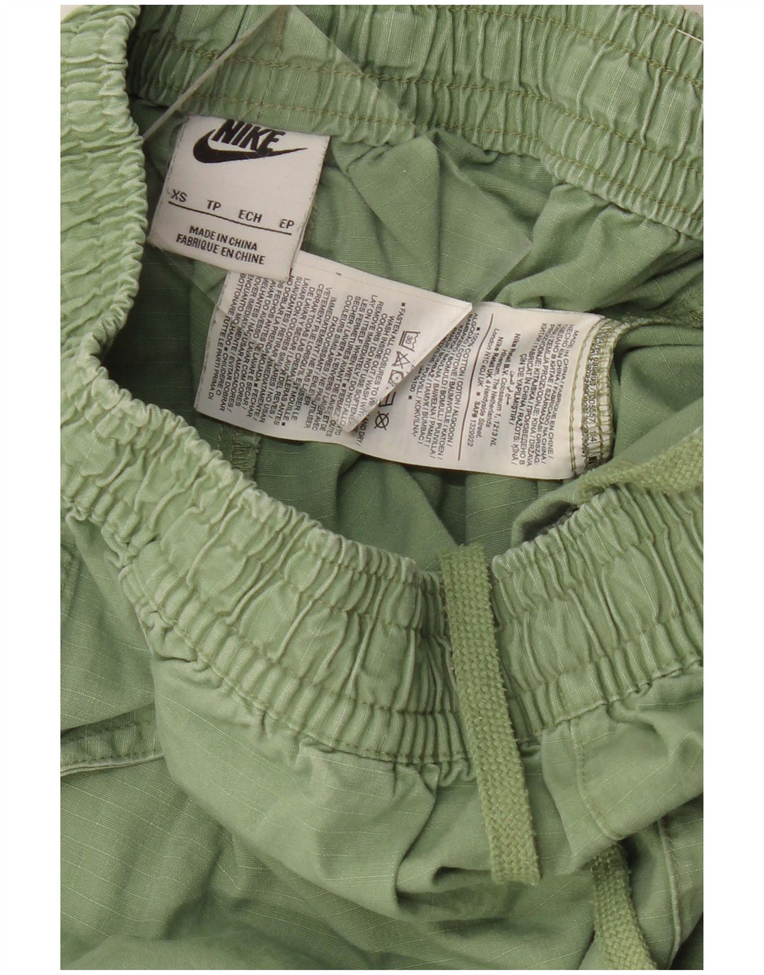 Pantaloncini sportivi da donna NIKE UK 6 XS verde cotone