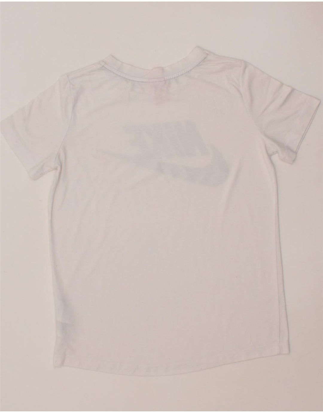 NIKE Mens Graphic T-Shirt Top Small White Polyester Vintage Nike and Second-Hand Nike from Messina Hembry 