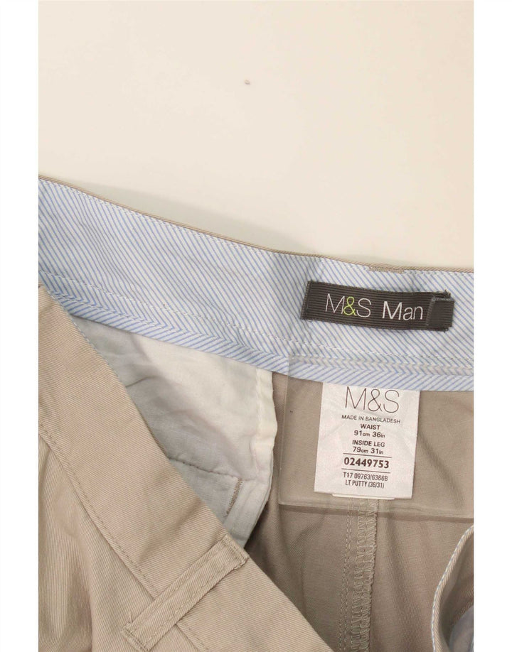 Pantaloni chino dritti da uomo Marks & Spencer W36 L31 poliestere grigio