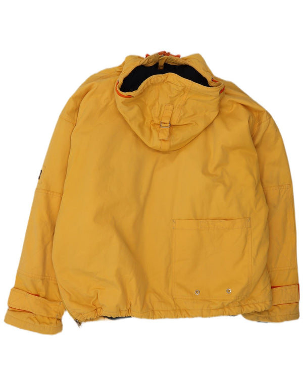 Giacca anorak con cappuccio con grafica geografica Napapijri da uomo UK 40 grande gialla