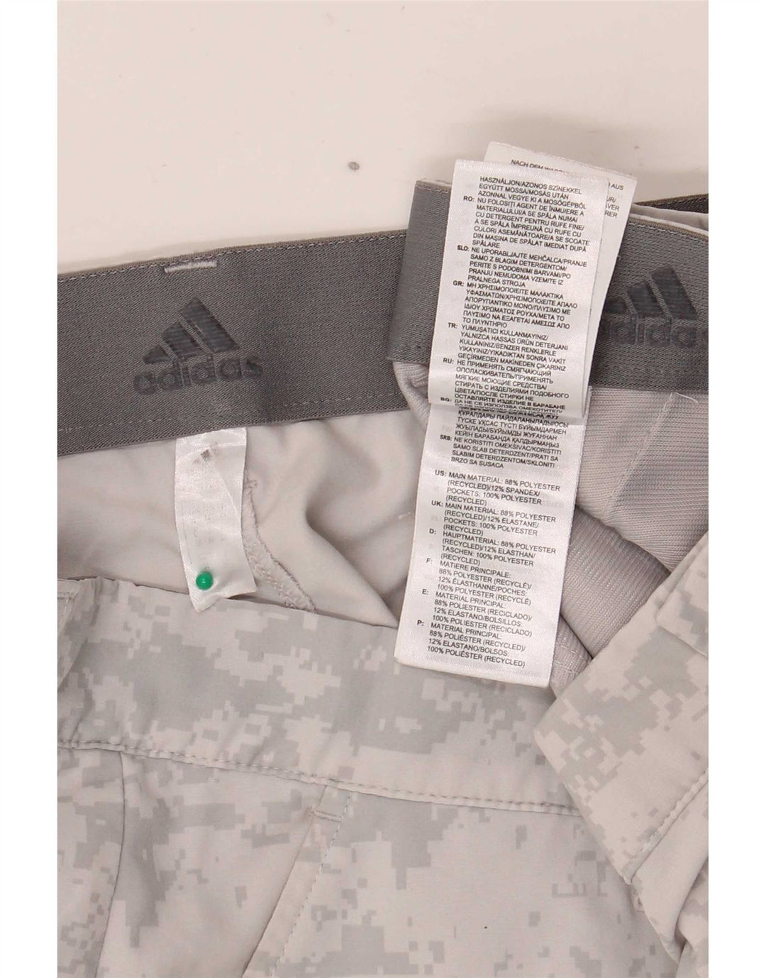 Pantaloncini sportivi da uomo Adidas Large in poliestere mimetico grigio