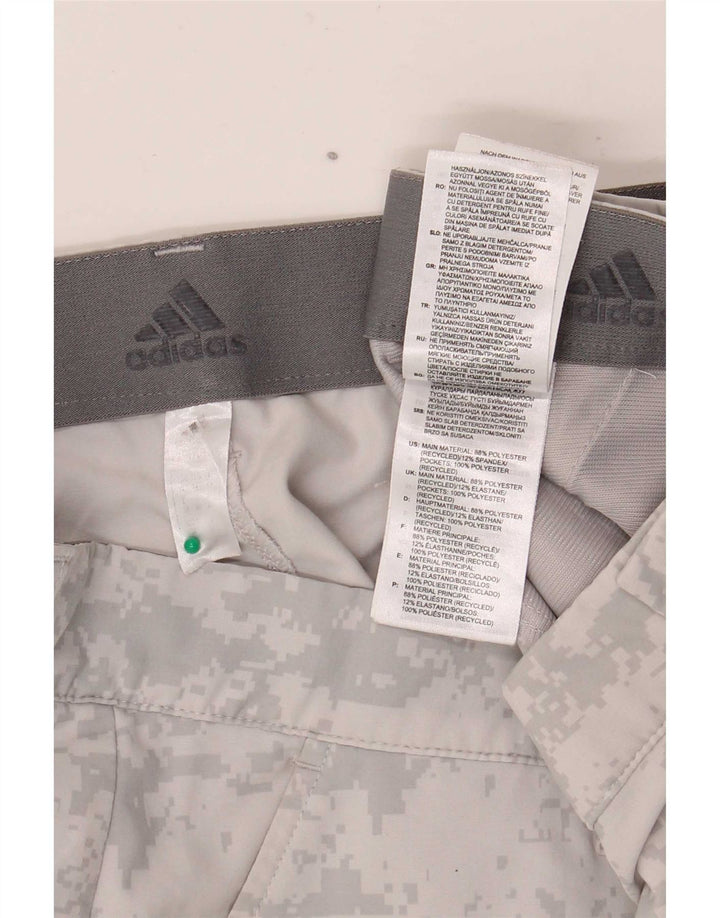 Pantaloncini sportivi da uomo Adidas Large in poliestere mimetico grigio