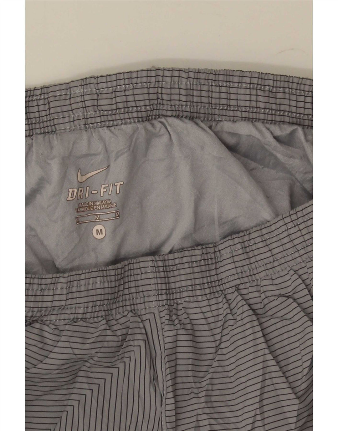 Pantaloncini sportivi Nike Dri Fit da uomo color grigio medio