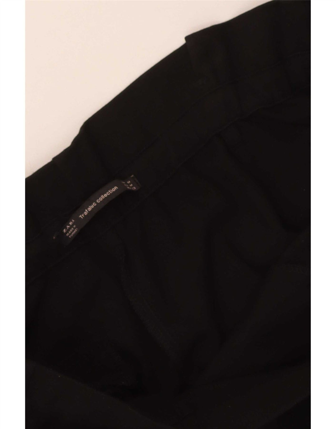 Pantaloni corti affusolati Zara da donna medi W28 L25 neri