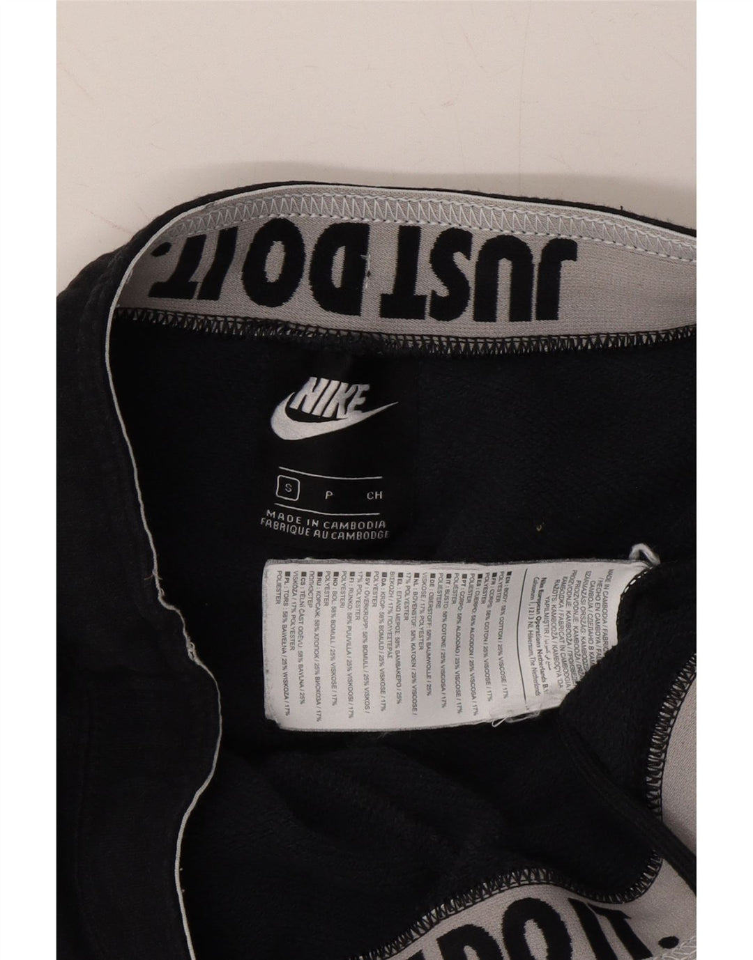 NIKE Womens Graphic Tracksuit Trousers Joggers UK 10 Small Black Polyester Vintage Nike and Second-Hand Nike from Messina Hembry 