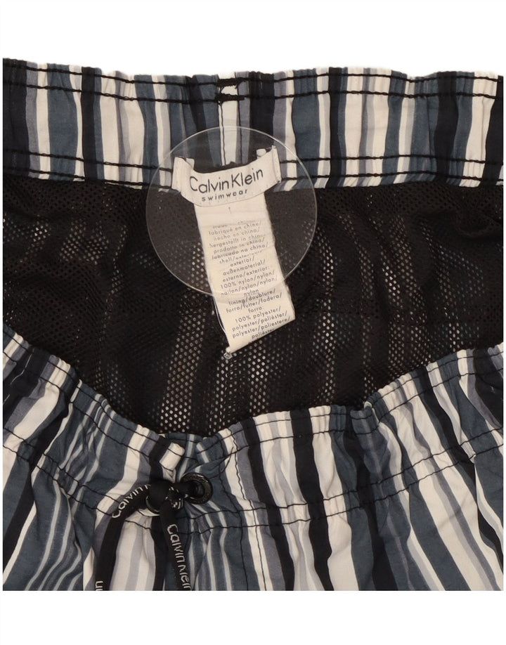 Pantaloncini da bagno da uomo Calvin Klein grandi in poliestere a righe blu