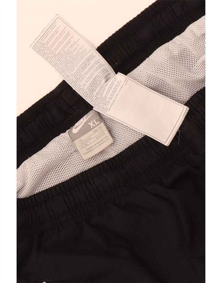 Pantaloncini sportivi da uomo Nike Graphic Bermuda XL in poliestere color block nero