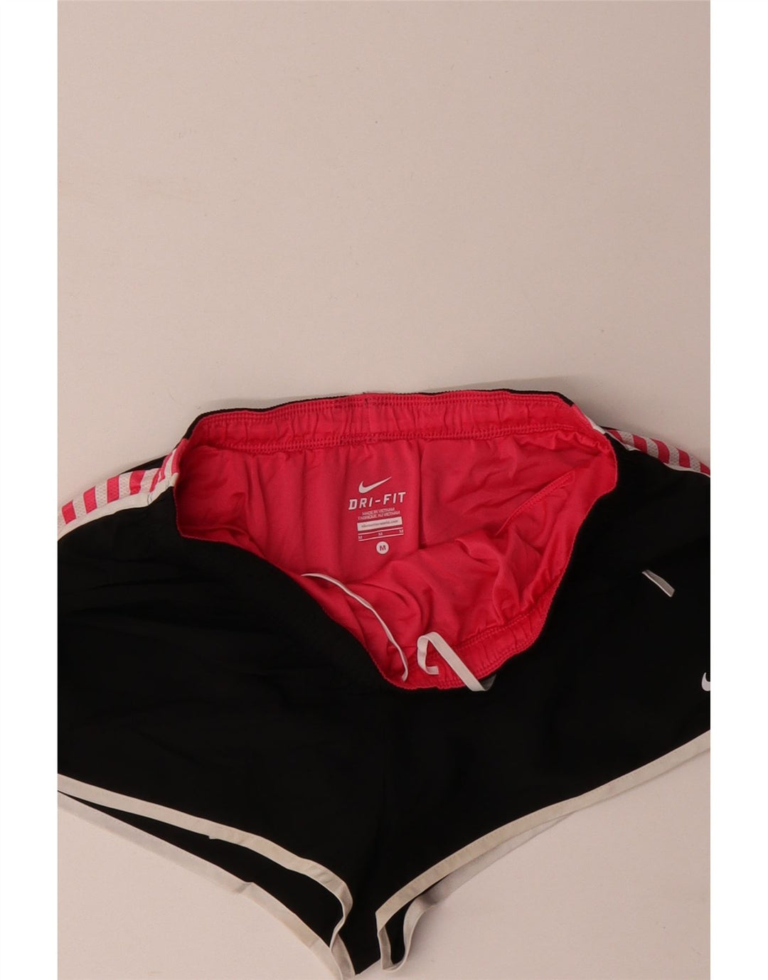 Pantaloncini sportivi NIKE da donna Dri Fit UK 12 poliestere a righe nere medie