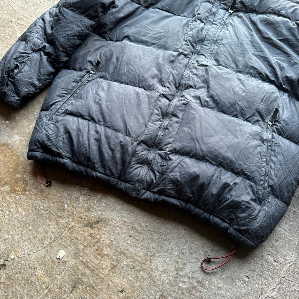 00s Black Nike Puffer Jacket